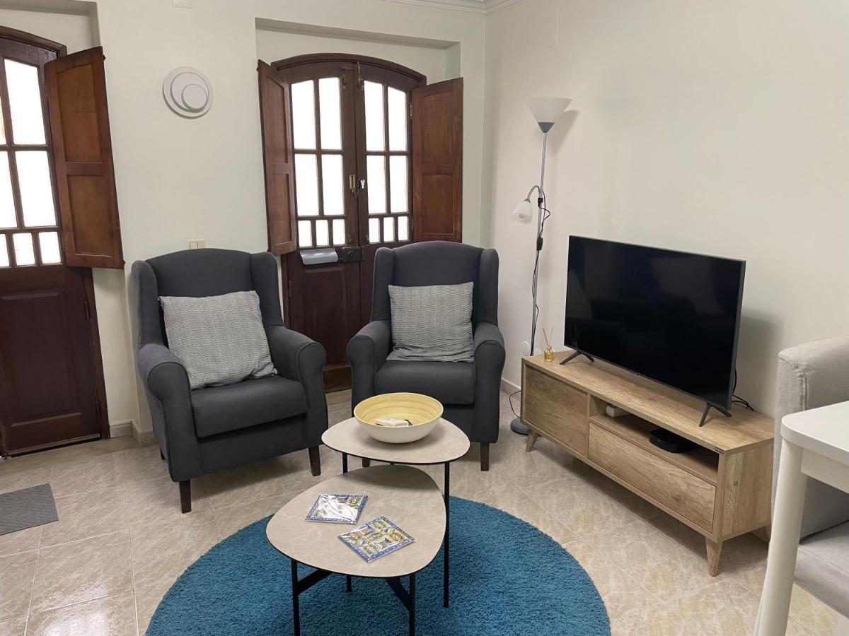 הוילה טומאר O Templario Sonolento, Perfect Location In Historic Center מראה חיצוני תמונה