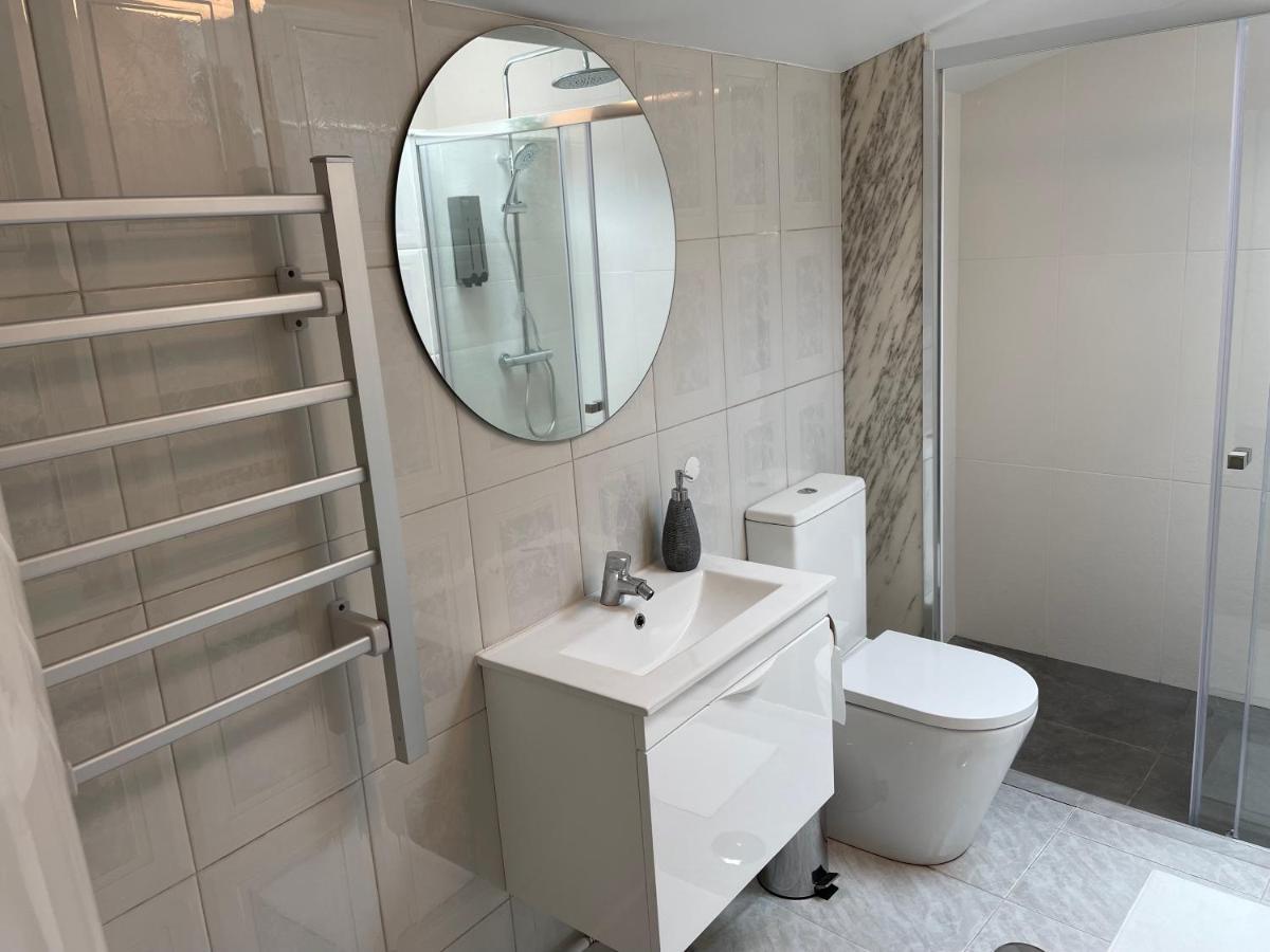 הוילה טומאר O Templario Sonolento, Perfect Location In Historic Center מראה חיצוני תמונה